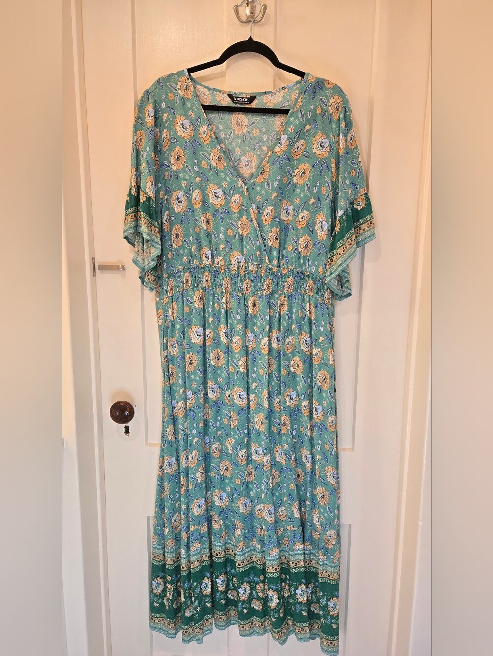 Bloomchic Floral Bell Sleeve Shirred Waist Maxi Dress - Size 18/20 - Picture 2 of 7